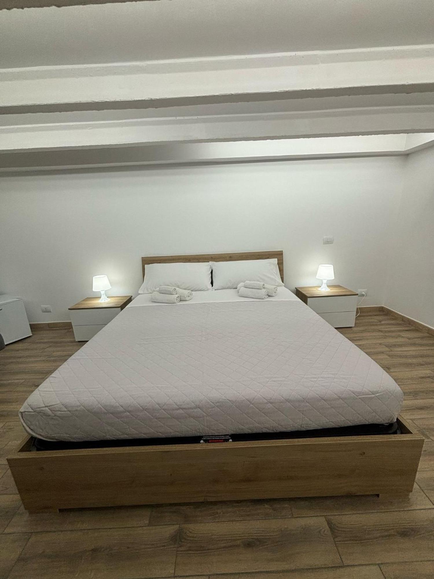 Carmen'S House Bed & Breakfast Nettuno Exterior foto