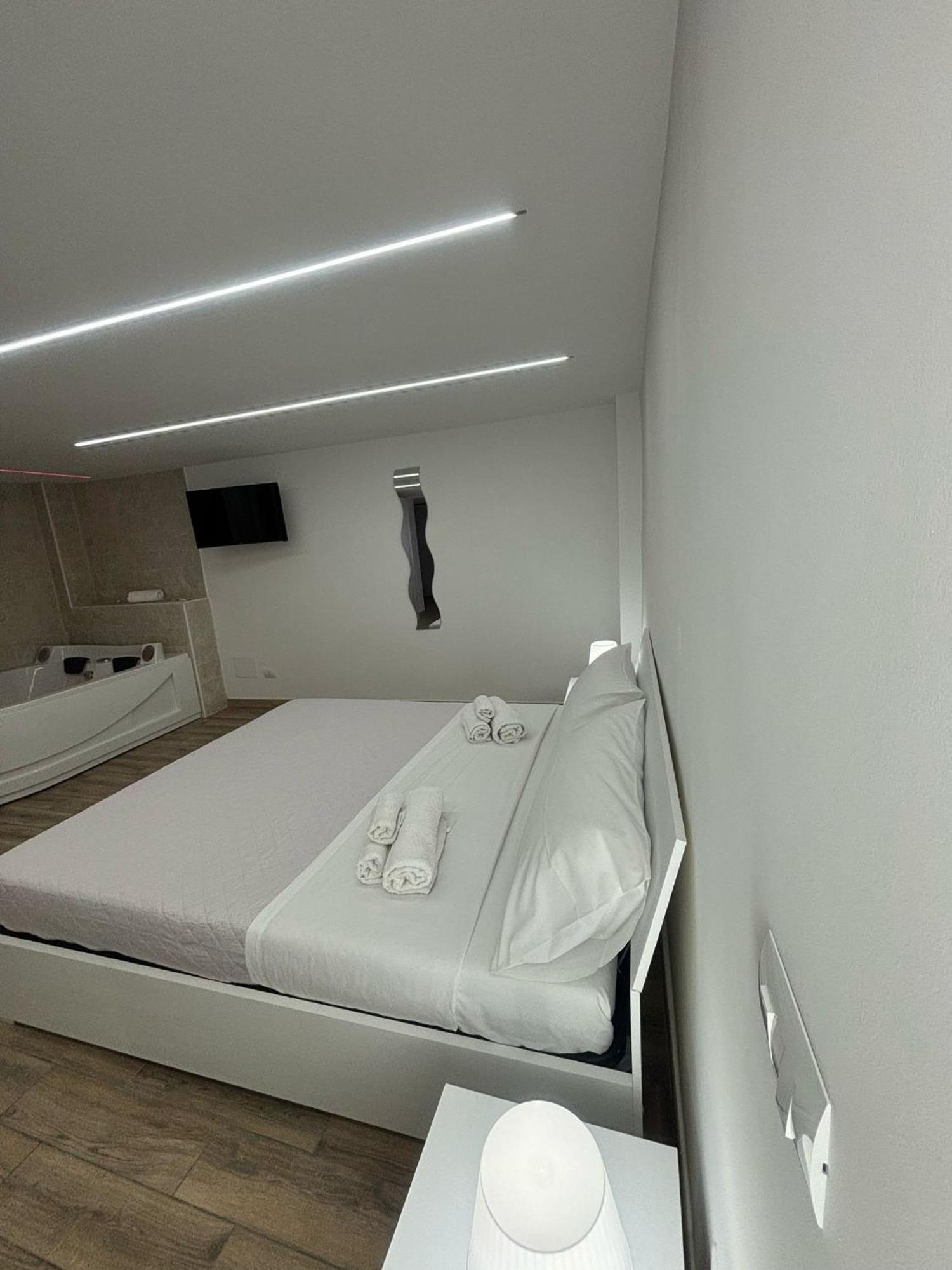 Carmen'S House Bed & Breakfast Nettuno Exterior foto